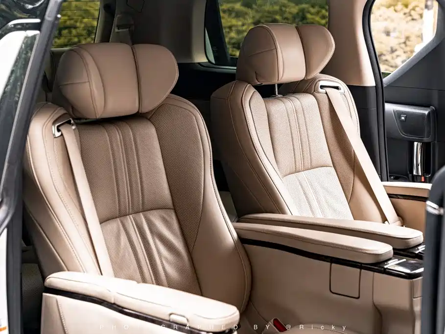 Toyota Alphard — фотографии объявления, Фото 13