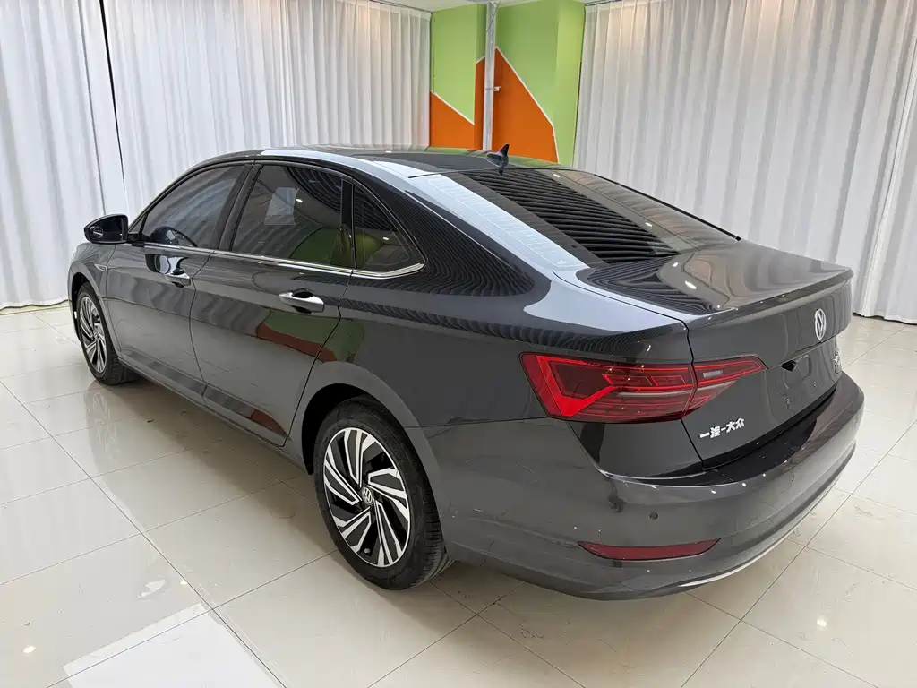 Volkswagen Sagitar 2022 280TSI DSG