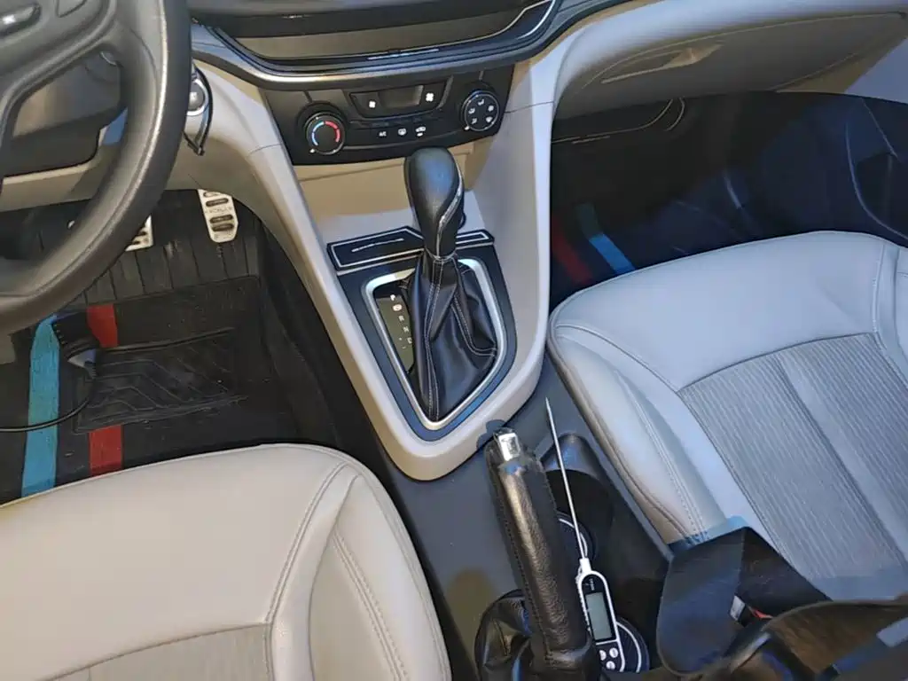 Buick Excelle — миниатюра 14