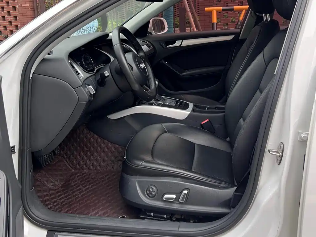 Audi A4L 2015 35 TFSI AT