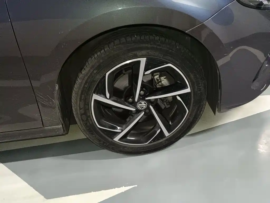 MG MG5 — миниатюра 8