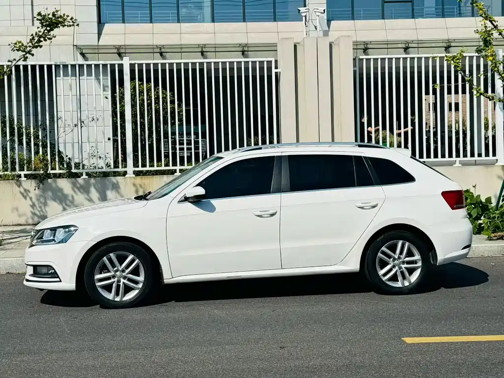 Volkswagen Gran Lavida — миниатюра 2