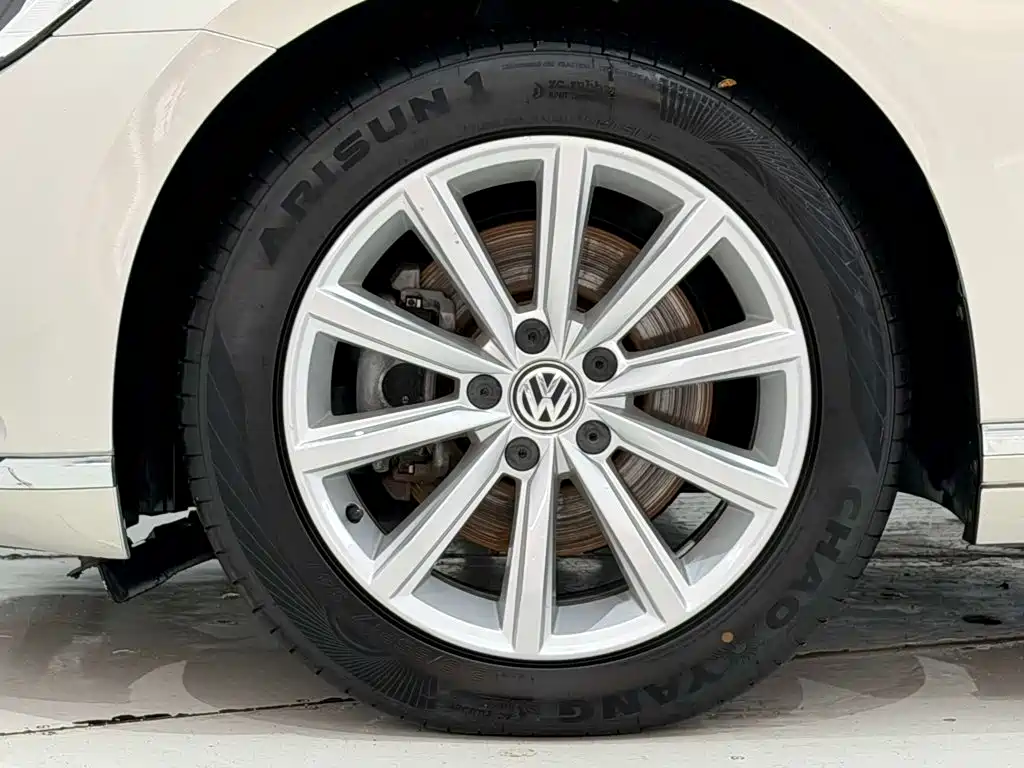 Volkswagen Magotan — миниатюра 5