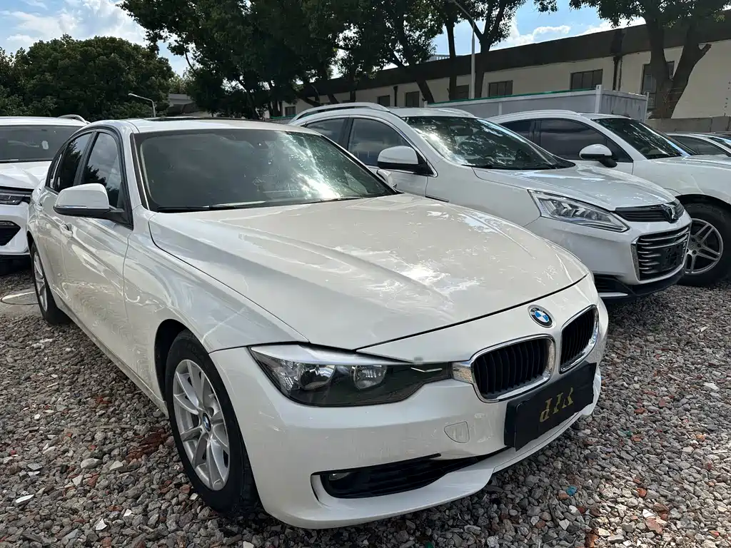 BMW 3 Series — миниатюра 3