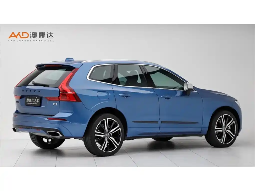 Volvo XC60 PHEV — миниатюра 3