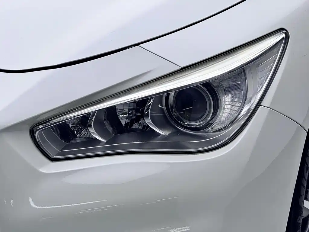 Infiniti Q50L — миниатюра 16