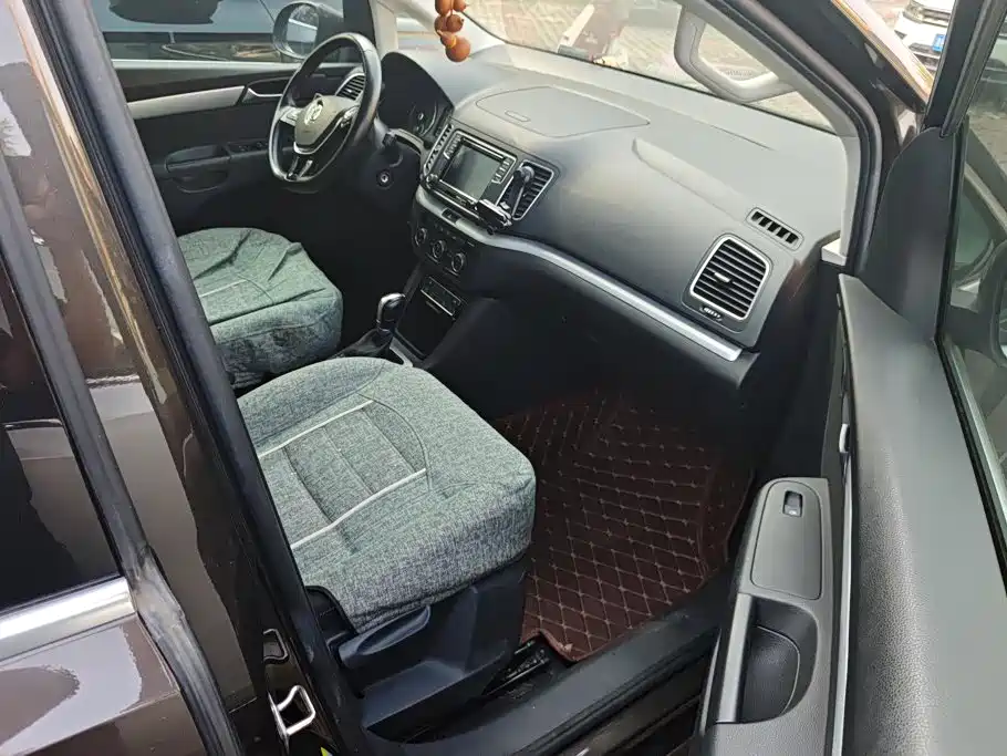 Volkswagen Sharan — миниатюра 8