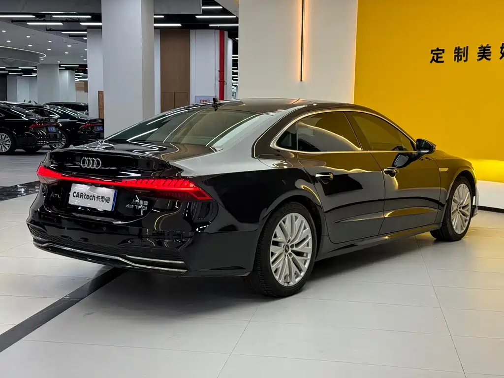 Audi A7L — миниатюра 5