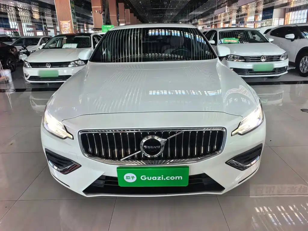 Volvo S60 — миниатюра 3