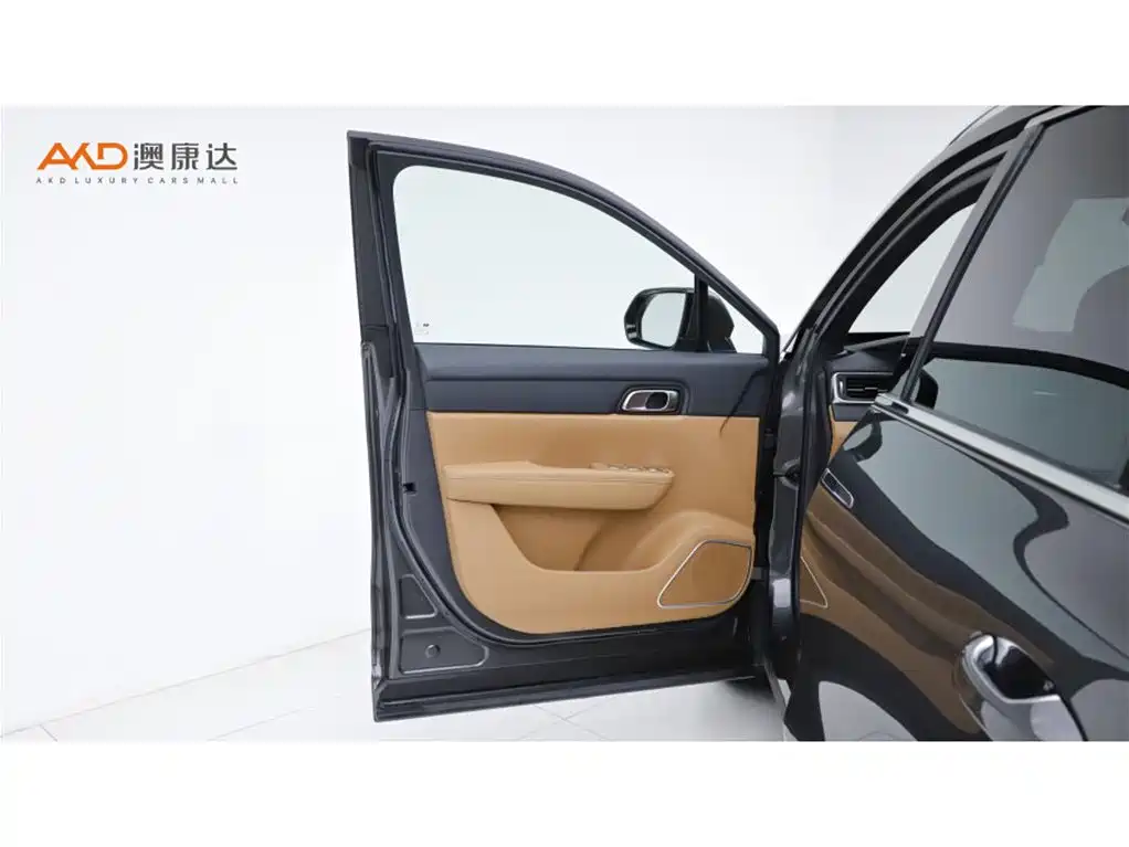 Li Auto Li ONE — миниатюра 11