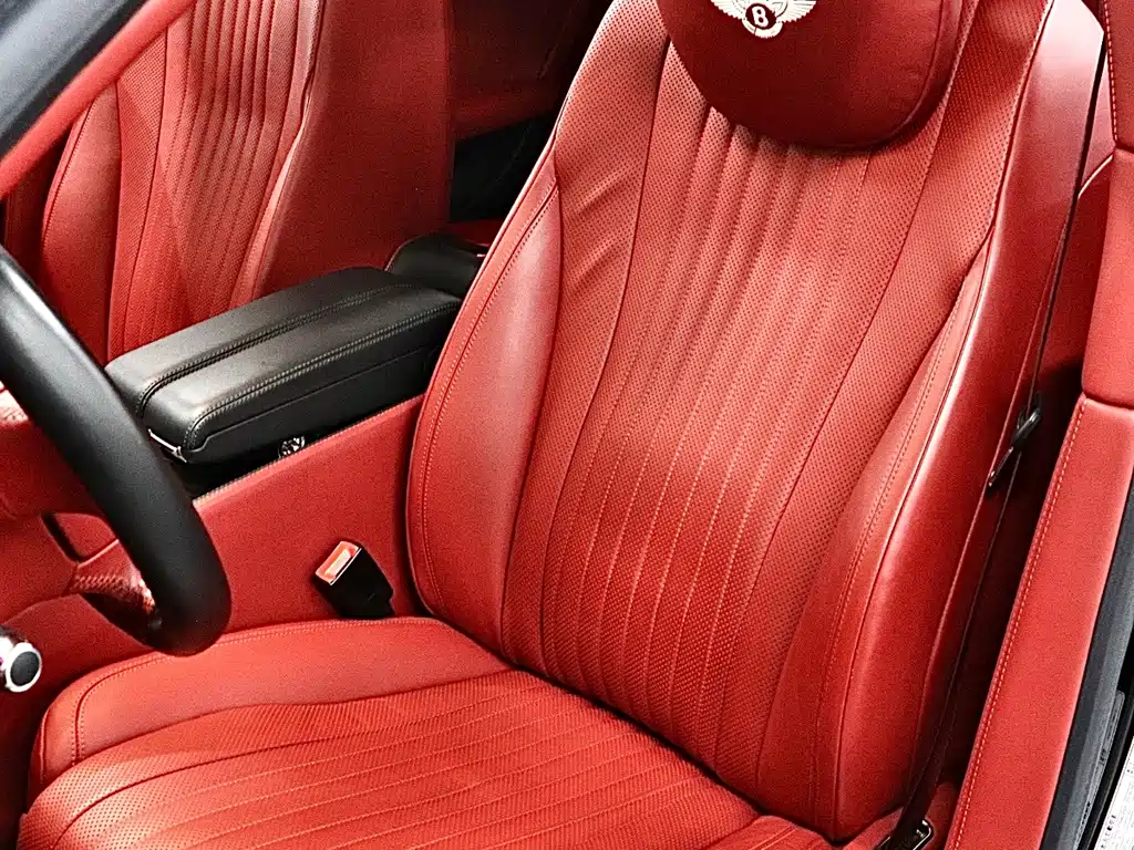 Bentley Flying Spur — миниатюра 12