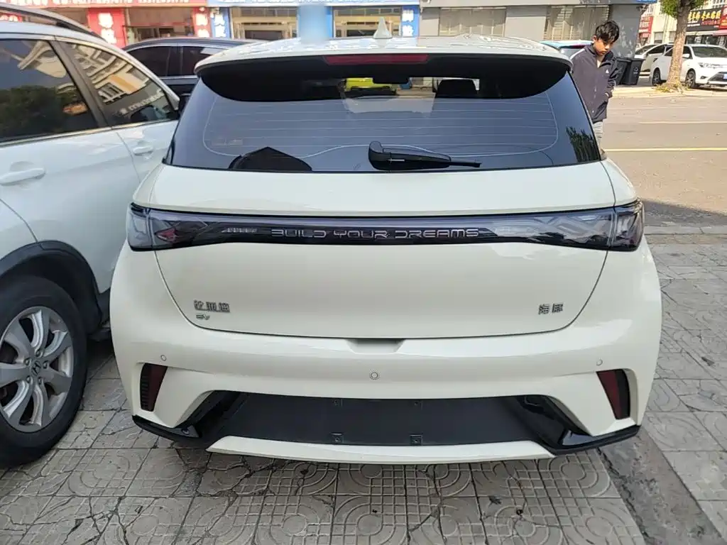 BYD Dolphin — миниатюра 6