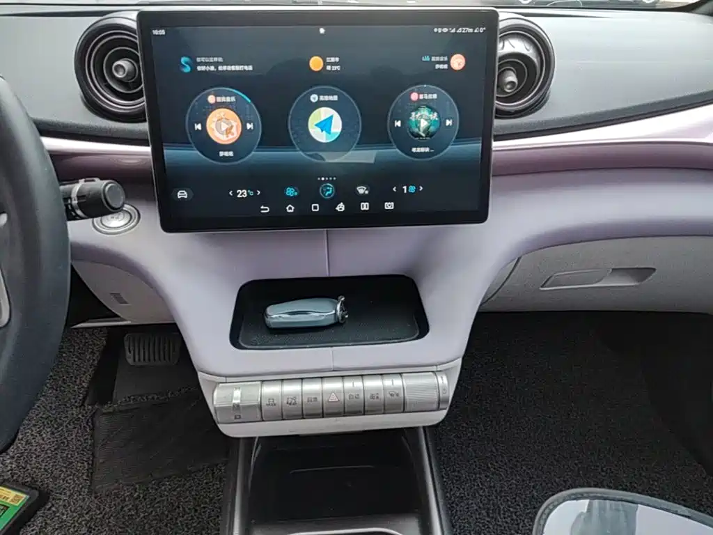 BYD Dolphin — миниатюра 13