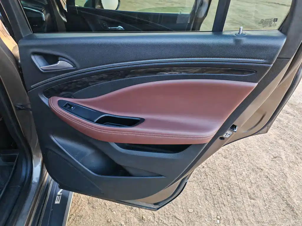 Buick Envision Plus — миниатюра 13