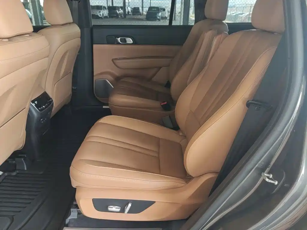 Li Auto Li ONE — миниатюра 17