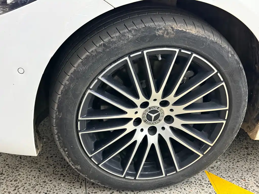 Mercedes-Benz C-Class — миниатюра 5