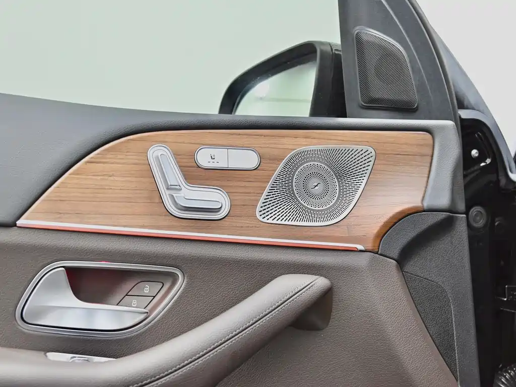 Mercedes-Benz GLE New Energy — миниатюра 20
