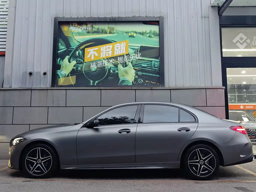 Mercedes-Benz C-Class — миниатюра 2