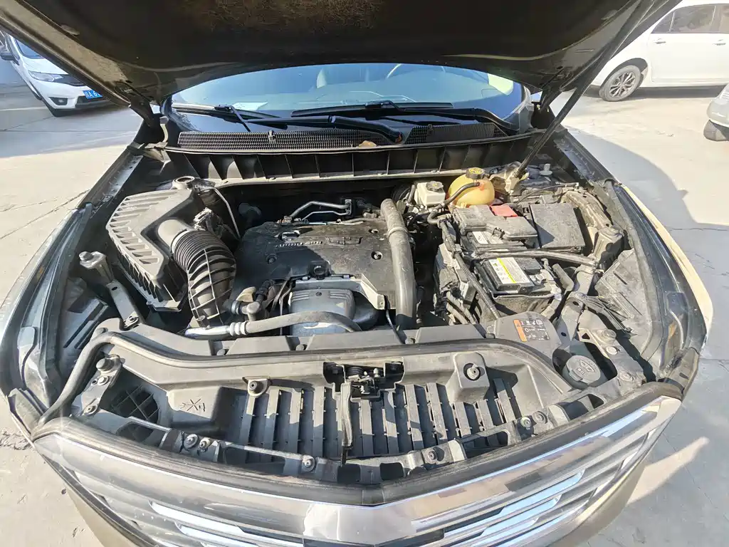 Cadillac XT5 — миниатюра 13