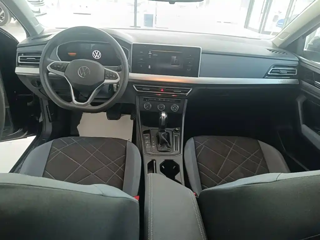 Volkswagen Lavida — миниатюра 10