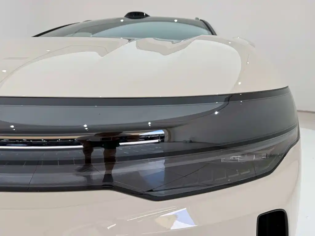 Zeekr Крайний Криптон 007 GT — миниатюра 9