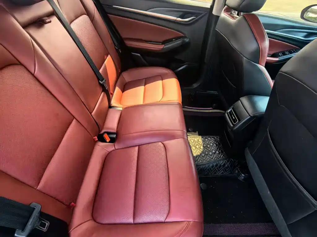 Changan Eado — миниатюра 6