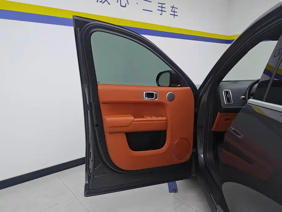 Li Auto Li L8 — миниатюра 7