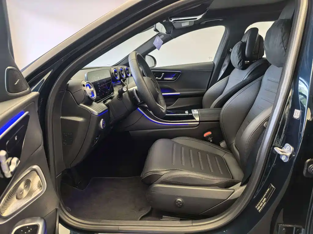 Mercedes-Benz C-Class — миниатюра 15