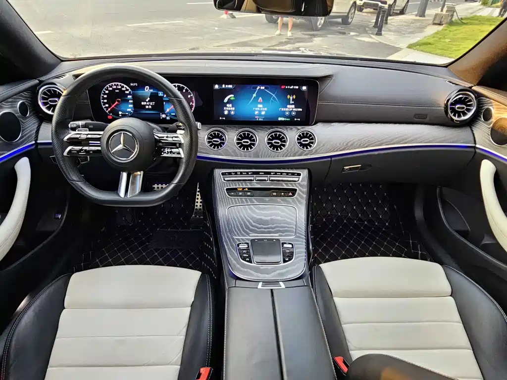 Mercedes-Benz E-Class (Import) — миниатюра 22