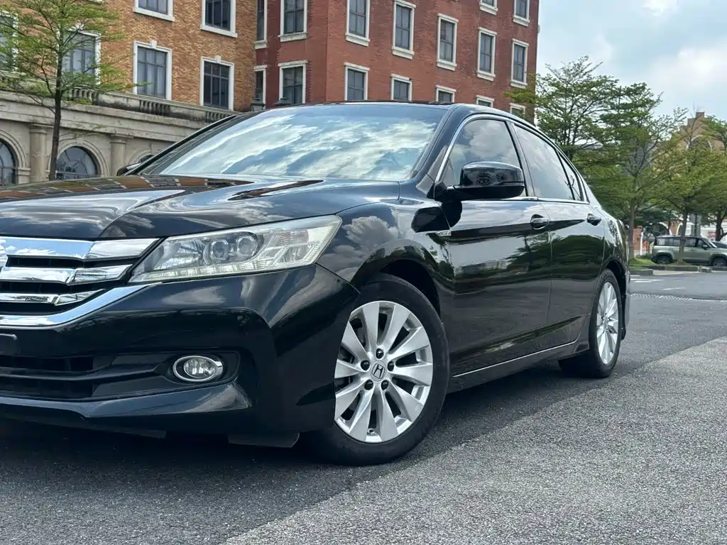Honda Accord — миниатюра 15