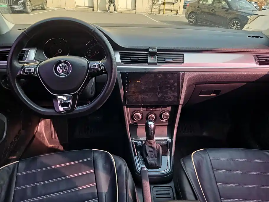 Volkswagen Bora — миниатюра 12