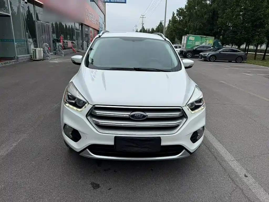 Ford Kuga — миниатюра 15