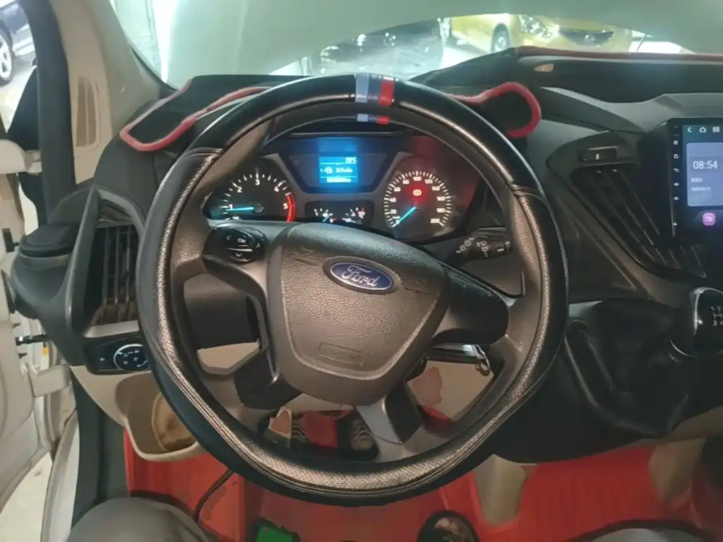 Ford Transit — миниатюра 11