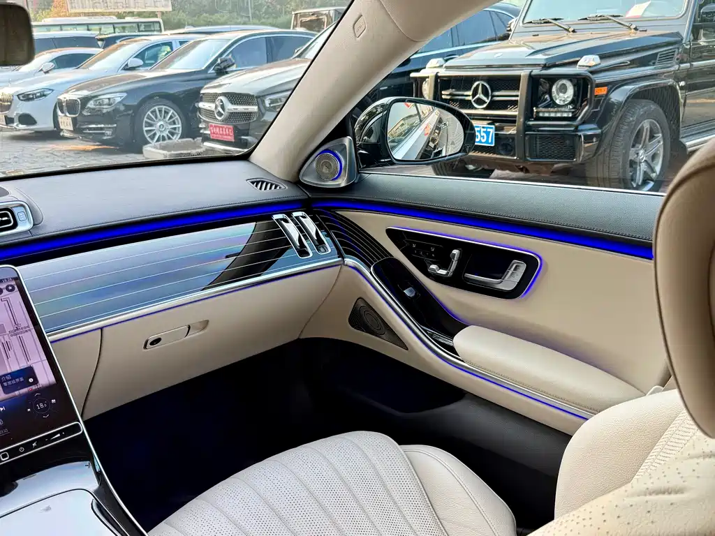 Mercedes-Benz S-Class — миниатюра 12