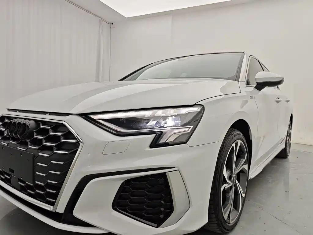 Audi A3 — миниатюра 4