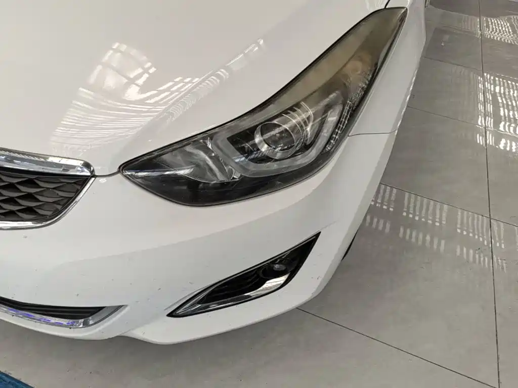 Hyundai Elantra Langdong — миниатюра 24