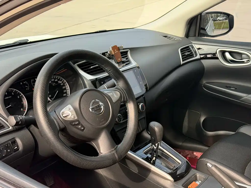 Nissan Sylphy — миниатюра 7