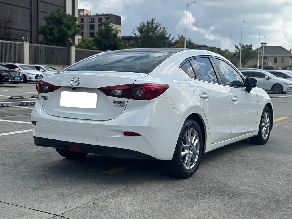 Mazda 3 Axela — миниатюра 7
