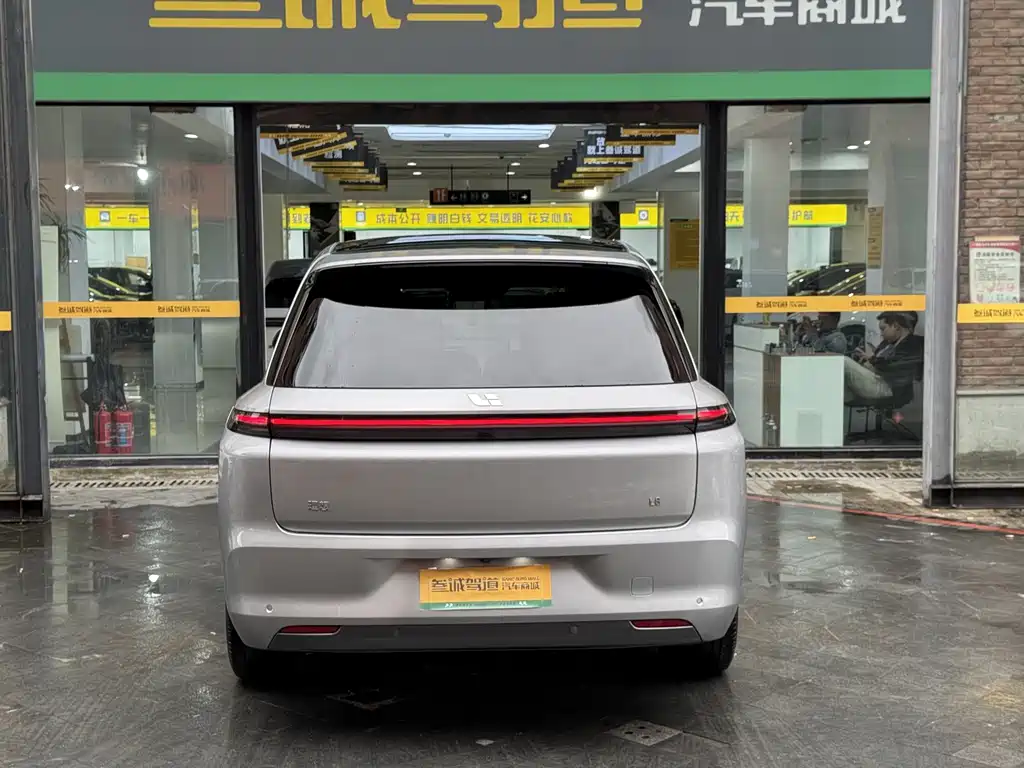 Li Auto Li L8 — миниатюра 5