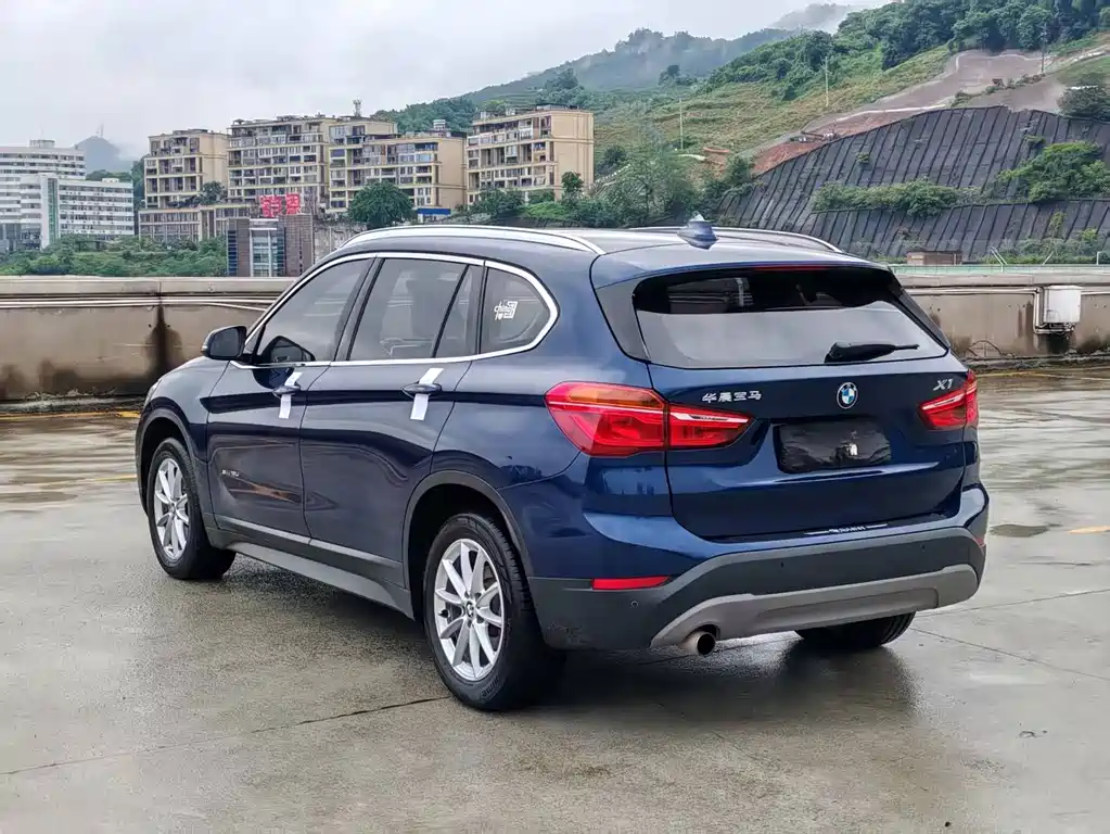 BMW X1 — миниатюра 6