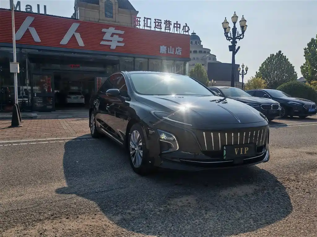 Hongqi Hongqi E-QM5 — миниатюра 3