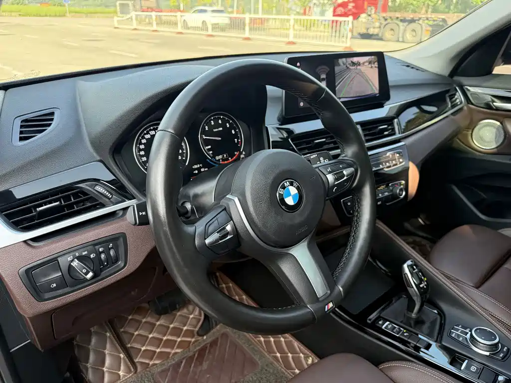 BMW X1 — миниатюра 7