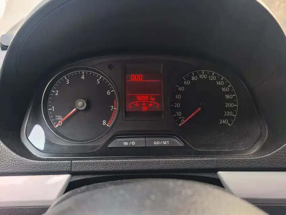 Volkswagen Jetta — миниатюра 14