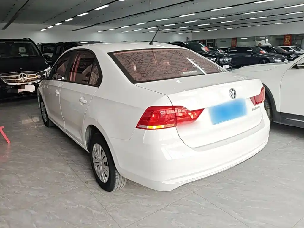 Volkswagen Santana — миниатюра 5