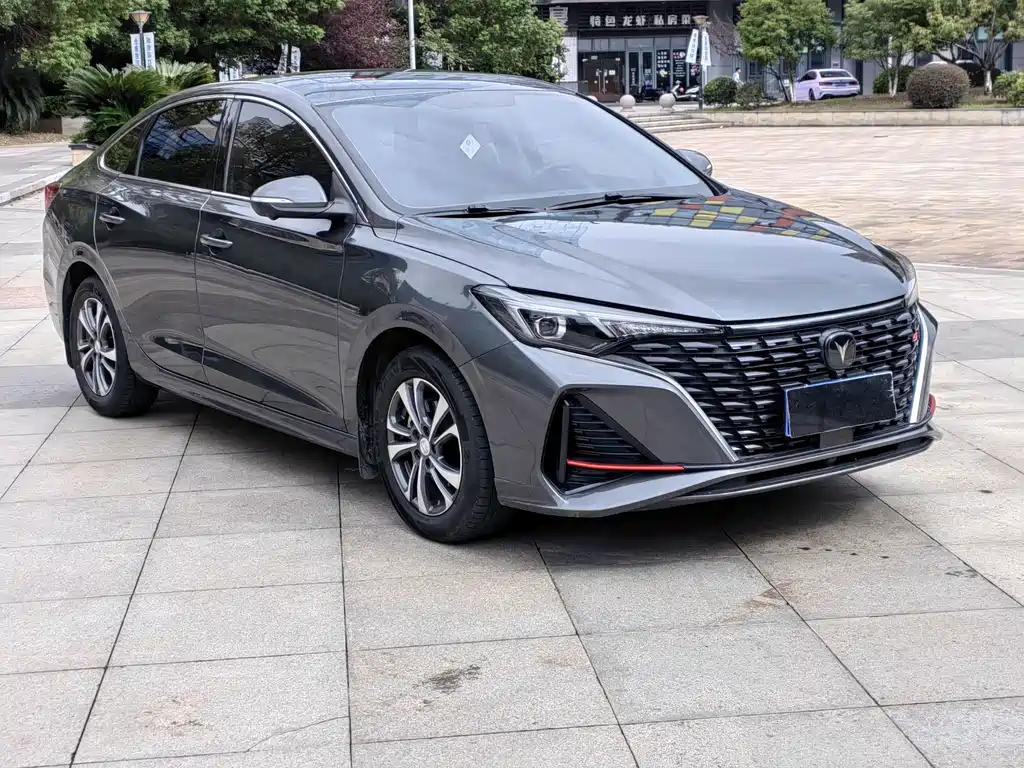 Changan Eado — миниатюра 3