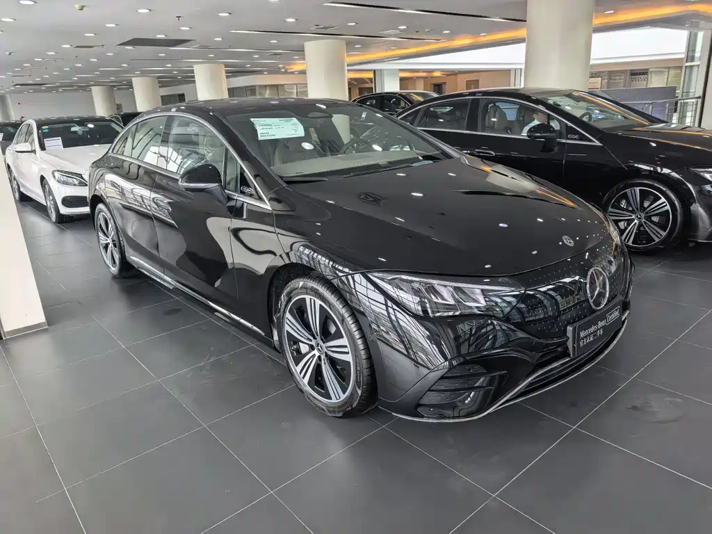 Mercedes-Benz EQE 2025 500 4MATIC