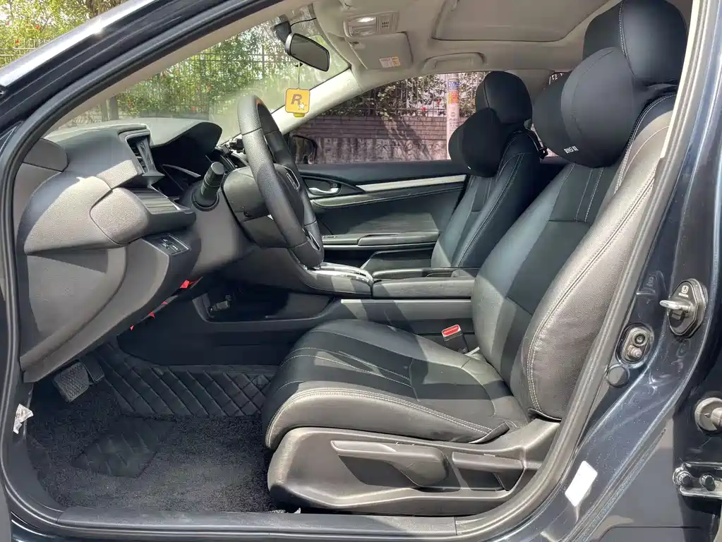 Honda Civic — миниатюра 4