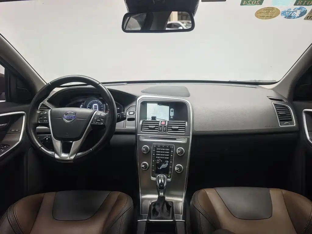 Volvo XC60 — миниатюра 14