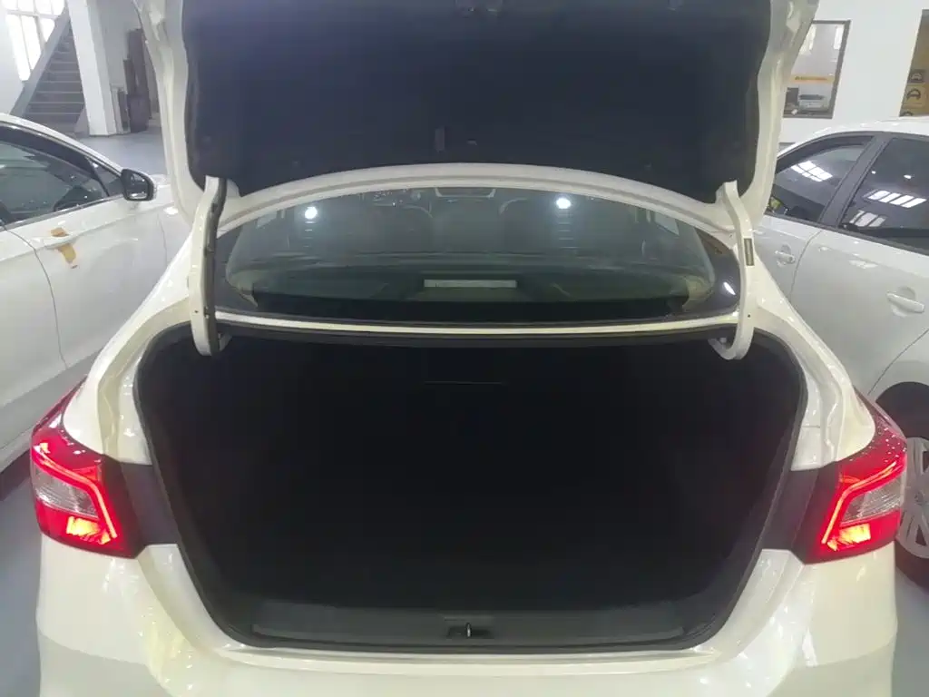 Nissan Sylphy — миниатюра 19