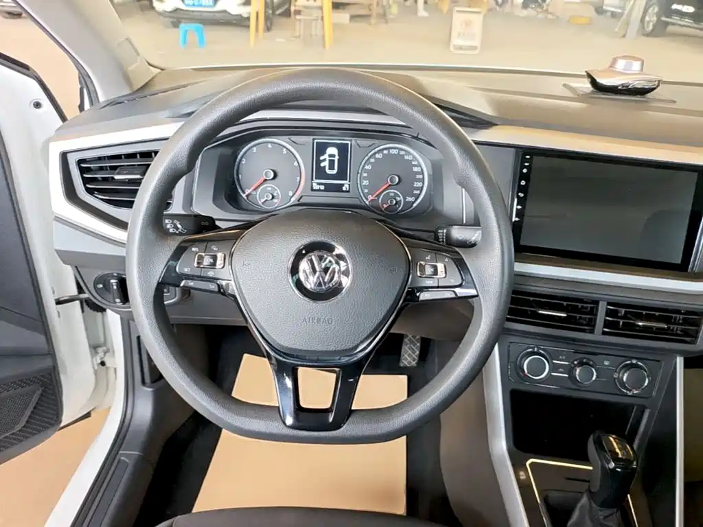 Volkswagen Polo — миниатюра 11